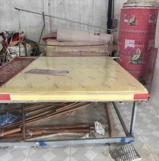 NỆM PU TỔNG HỢP 1.4m*2.00m*200li 